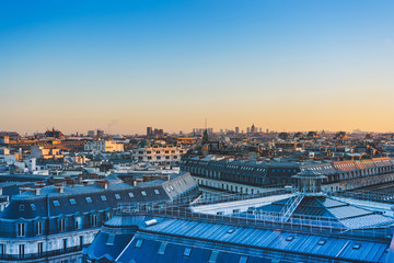 关于爱情中的失望和难受的说说 失望攒够了我自然会走