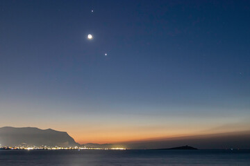 四个太阳幼儿园公开课教案